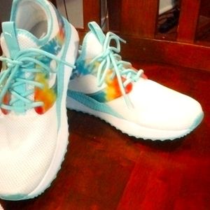 Púma Pacer Excel Sneakers Size 7C (7y)